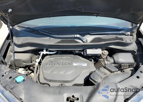 2019 Honda Pilot Touring from USA, damaged, VIN 5FNYF6H62KB098272